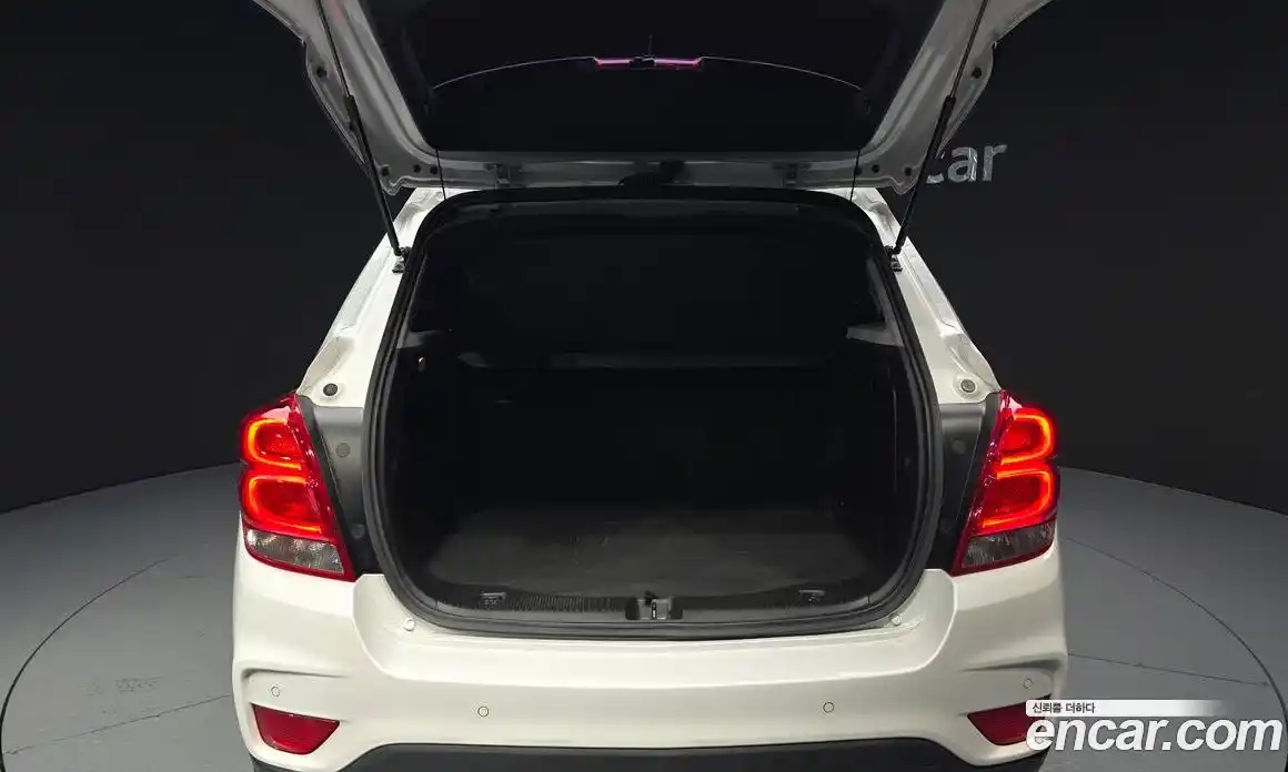 Chevrolet Trax 2016 1.6 Автомат в Москве № 935831, фото 20