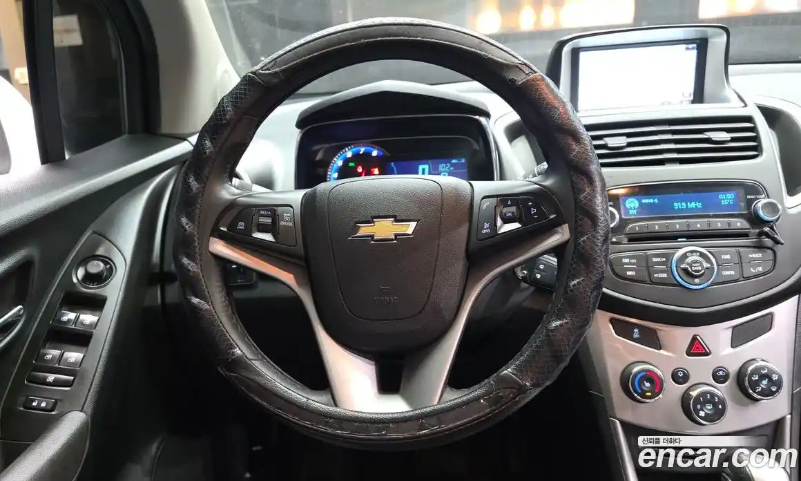 Chevrolet Trax 2014 1.4 гидро в Москве № 935939, фото 13