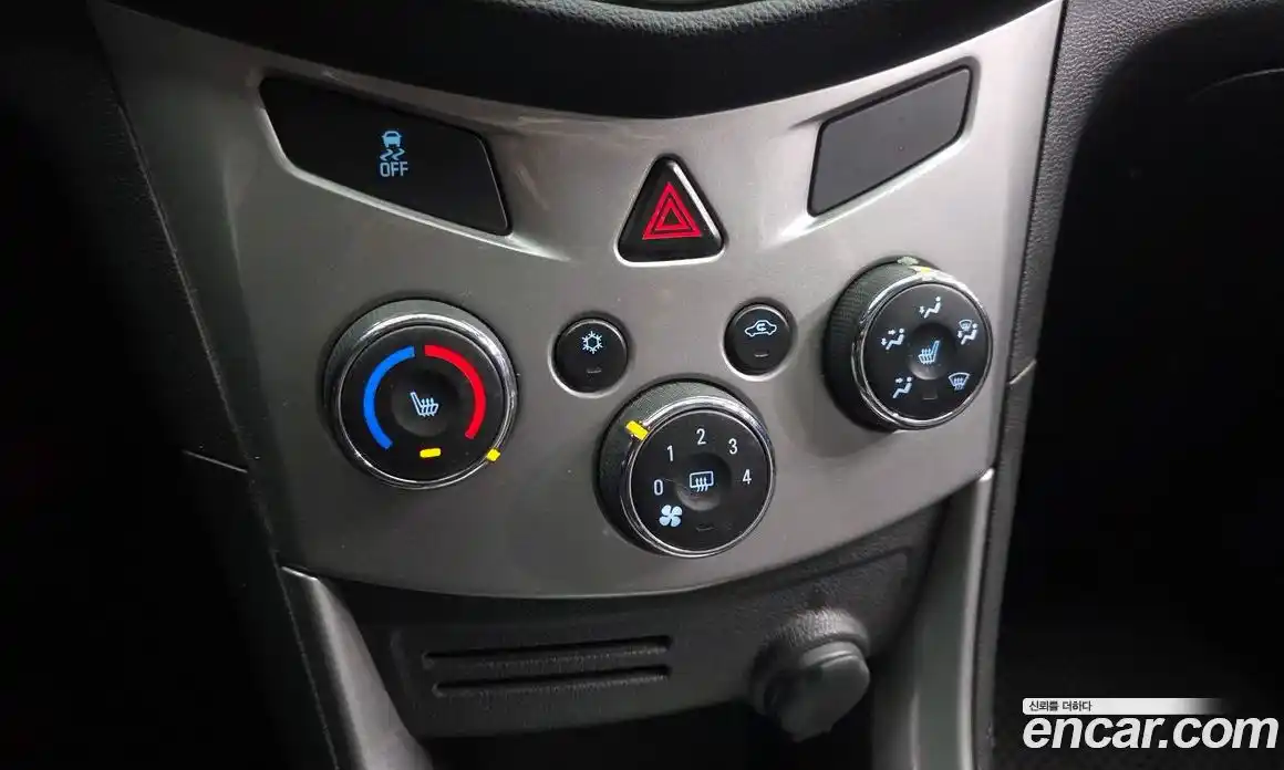 Chevrolet Trax 2014 1.4 гидро в Москве № 935939, фото 16