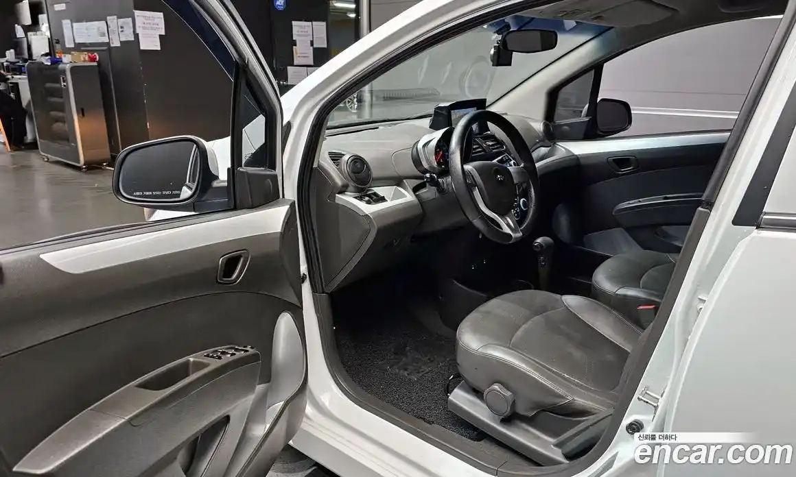 Chevrolet Spark 2014 1.0 гидро в Москве № 935968, фото 11
