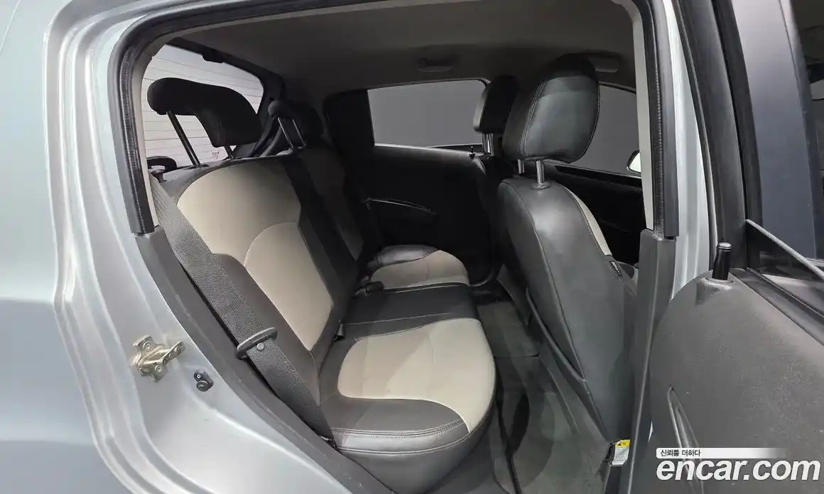 Chevrolet Spark 2012 1.0 гидро в Москве № 935993, фото 19