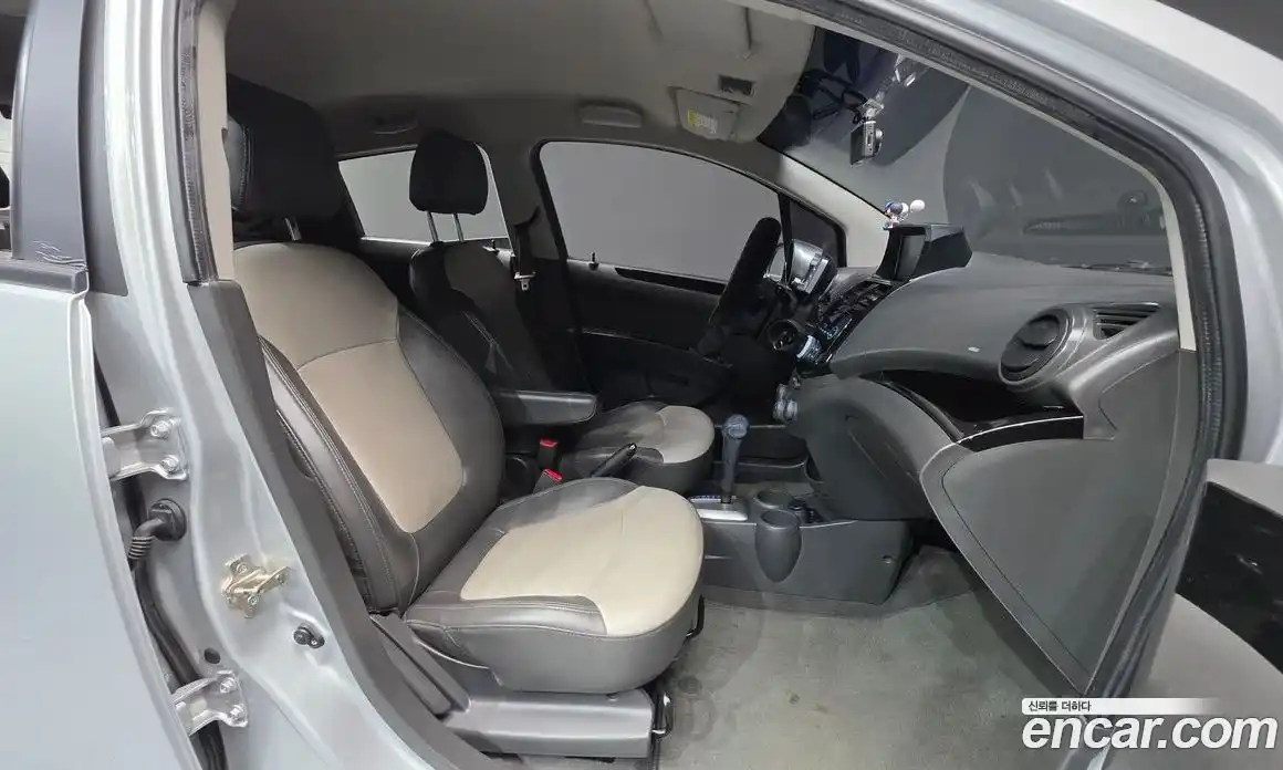 Chevrolet Spark 2012 1.0 гидро в Москве № 935993, фото 10