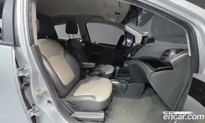 Chevrolet Spark 2012 1.0 гидро в Москве № 935993, миниатюра 10