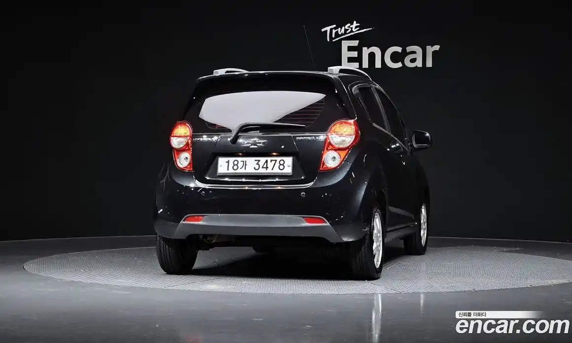 Chevrolet Spark 2011 1.0 гидро в Москве № 936081, фото 4