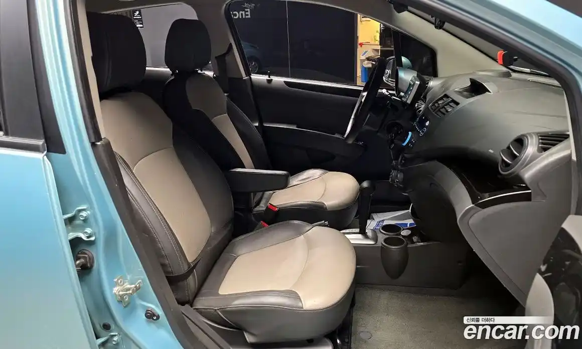 Chevrolet Spark 2011 1.0 гидро в Москве № 936131, фото 12