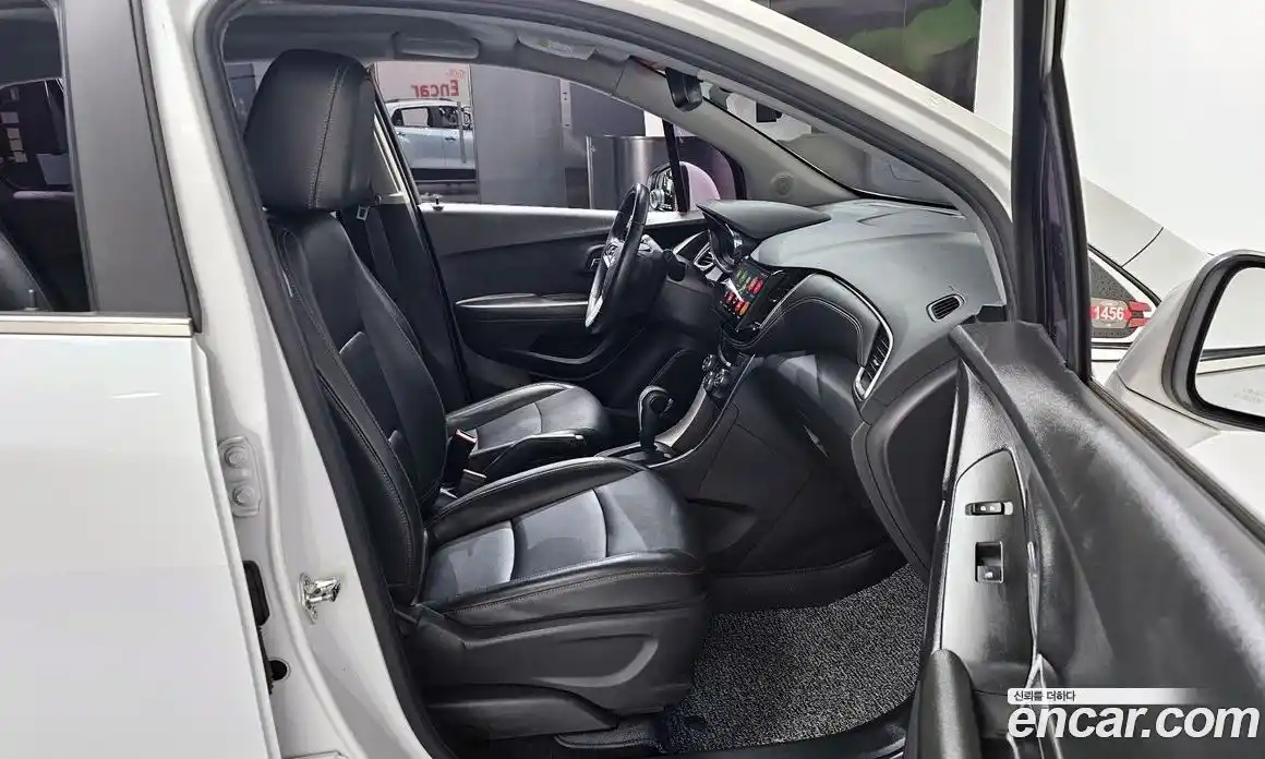 Chevrolet Trax 2018 1.4 гидро в Москве № 936150, фото 10