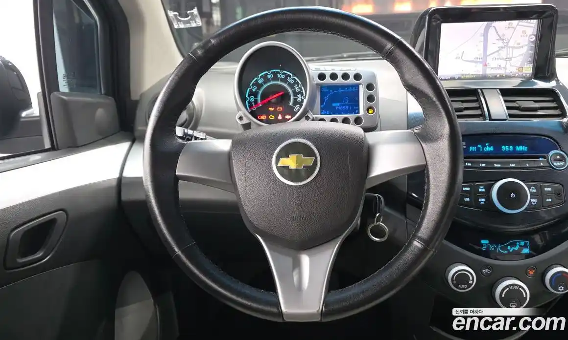 Chevrolet Matiz 2009 1.0 Автомат в Москве № 936221, фото 13