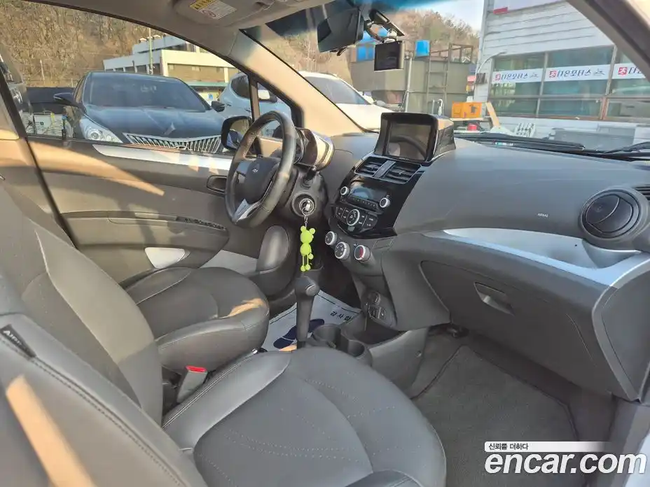 Chevrolet Spark 2014 1.0 гидро в Москве № 936777, фото 7