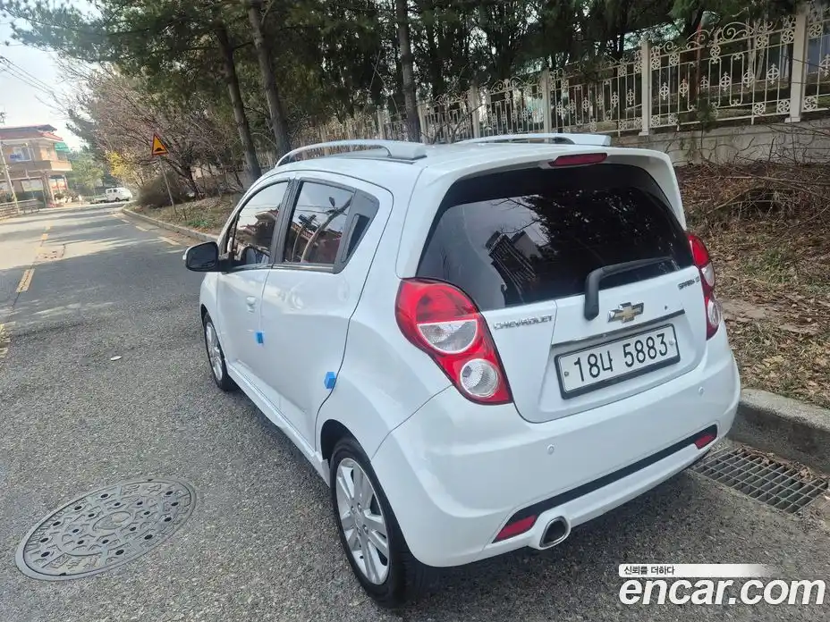 Chevrolet Spark 2013 1.0 гидро в Москве № 936784, фото 3