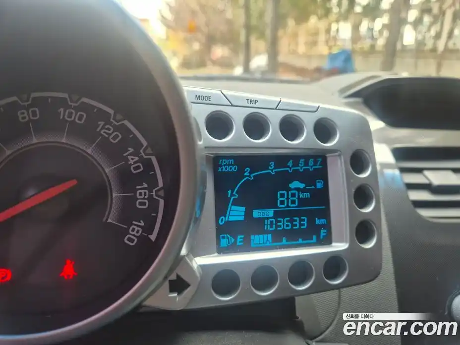 Chevrolet Spark 2013 1.0 гидро в Москве № 936784, фото 7
