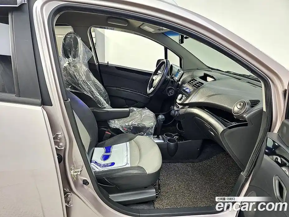 Chevrolet Matiz 2010 1.0 Автомат в Москве № 936923, фото 11