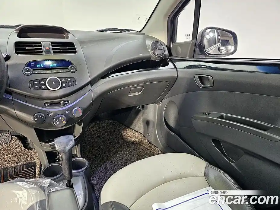 Chevrolet Matiz 2010 1.0 Автомат в Москве № 936923, фото 10