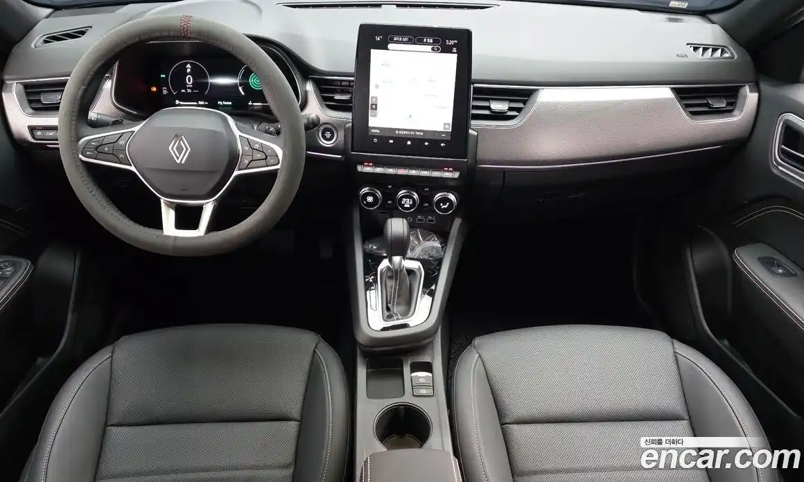 Renault Arkana 2025 1.6 Автомат в Москве № 937037, фото 7