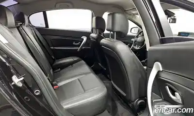 Renault SM5 2017 2.0 Автомат в Москве № 937369, миниатюра 11