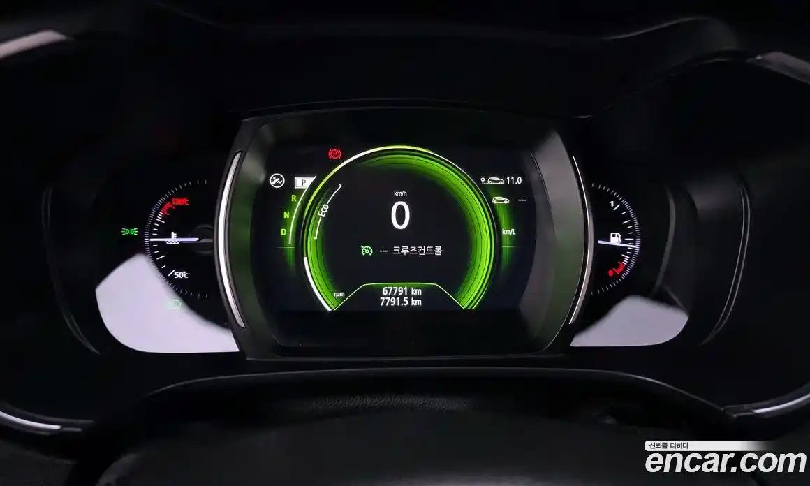 Renault QM6 2016 2.0 гидро в Москве № 937472, фото 8
