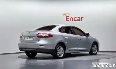 Renault SM3 2010 1.6 гидро в Москве № 937532, миниатюра 2
