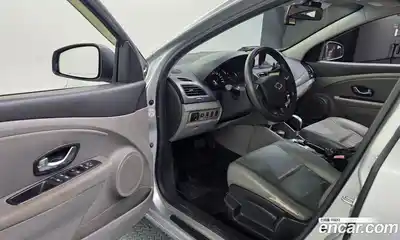 Renault SM3 2010 1.6 гидро в Москве № 937532, миниатюра 10