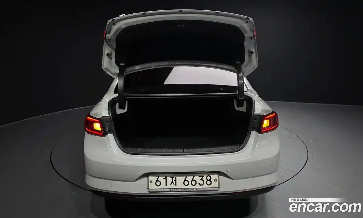 Renault SM6 2017 1.5 Автомат в Москве № 937622, фото 20