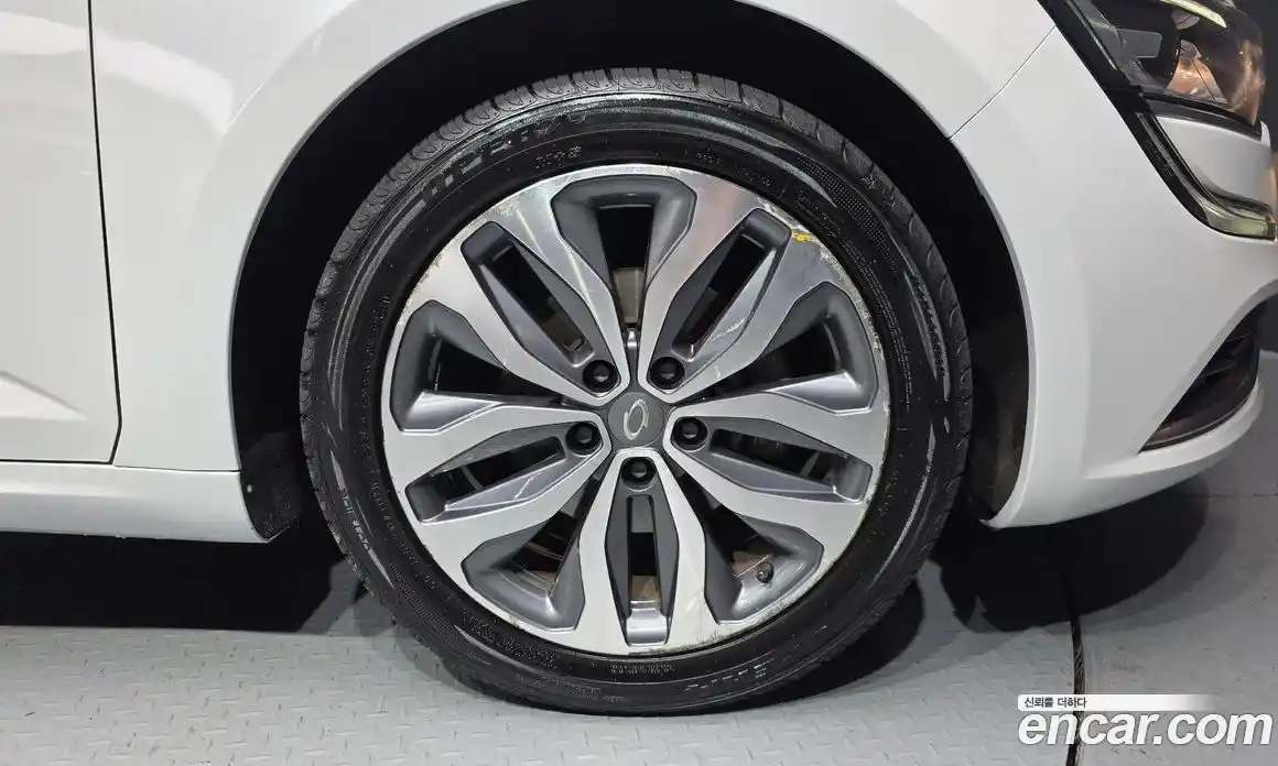 Renault SM6 2017 1.5 Автомат в Москве № 937622, фото 5