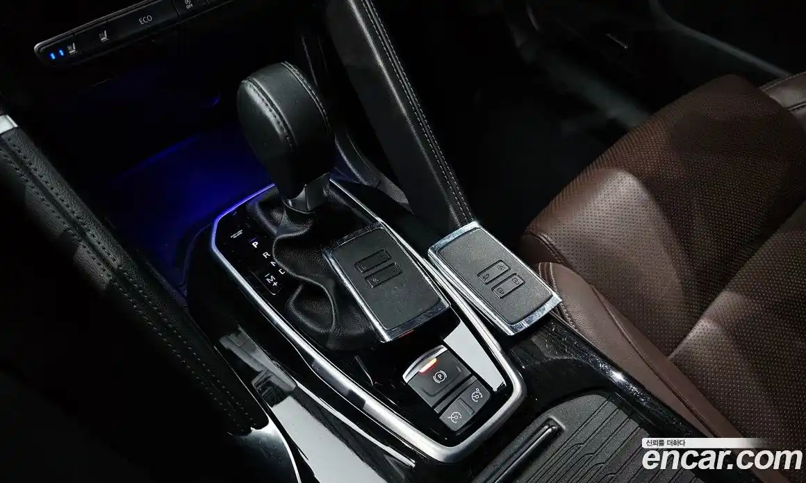 Renault QM6 2016 2.0 гидро в Москве № 937756, фото 9