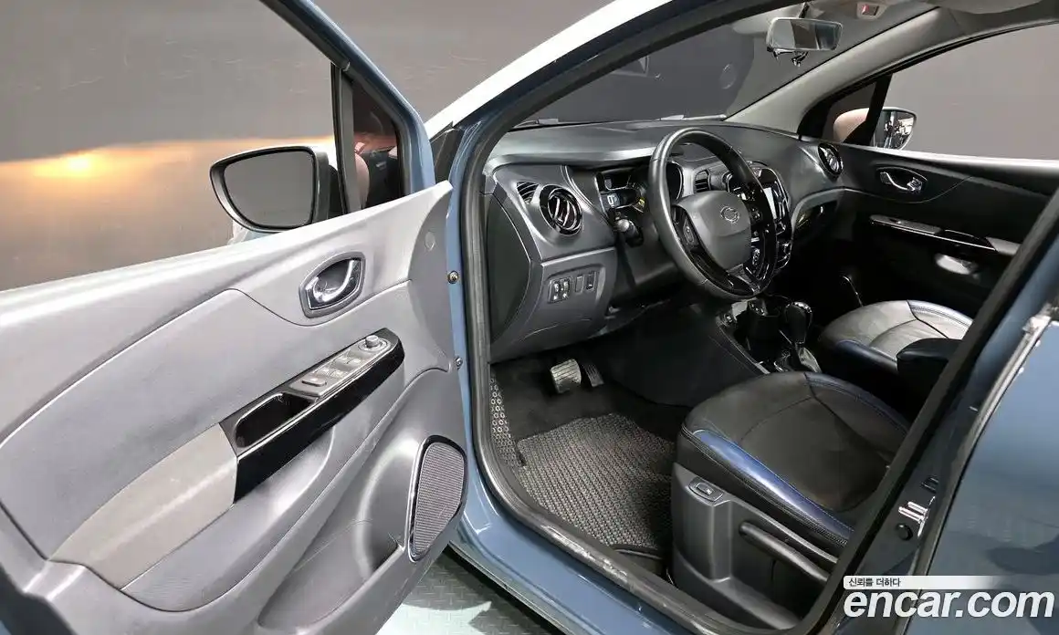 Renault QM3 2015 1.5 Автомат в Москве № 937809, фото 11