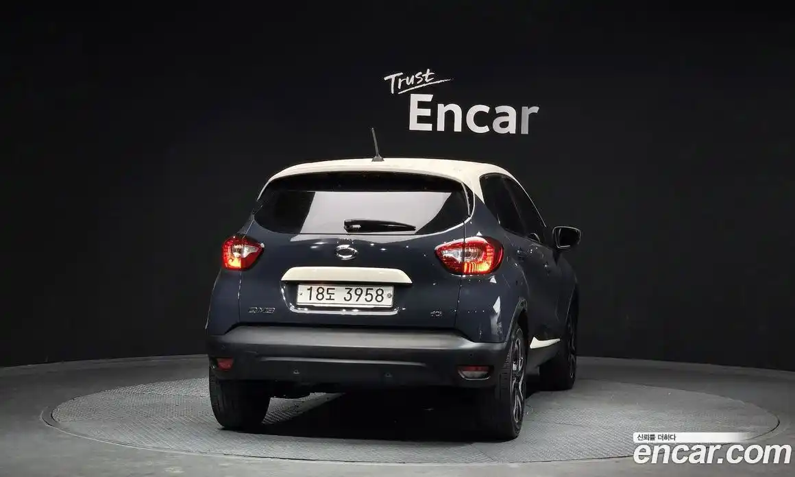 Renault QM3 2015 1.5 Автомат в Москве № 937809, фото 4