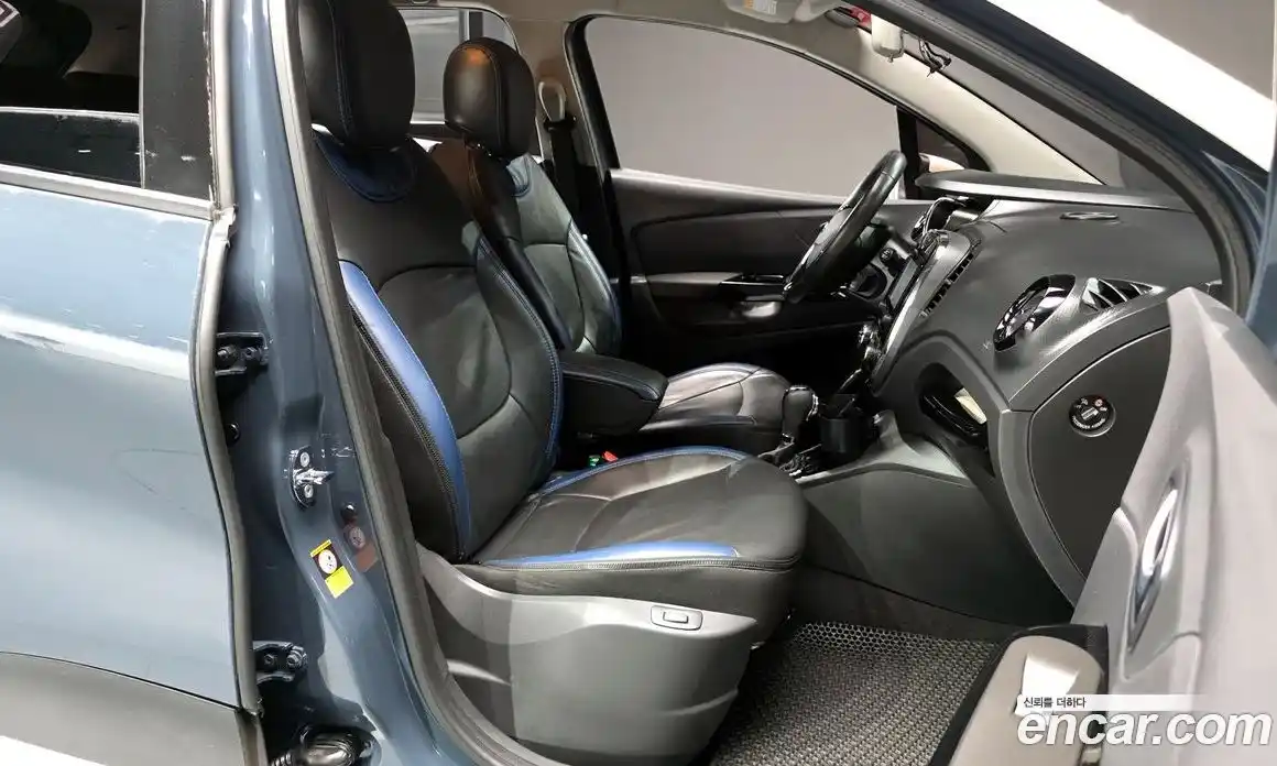 Renault QM3 2015 1.5 Автомат в Москве № 937809, фото 10