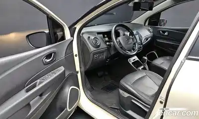 Renault QM3 2018 1.5 Автомат в Москве № 938011, миниатюра 11