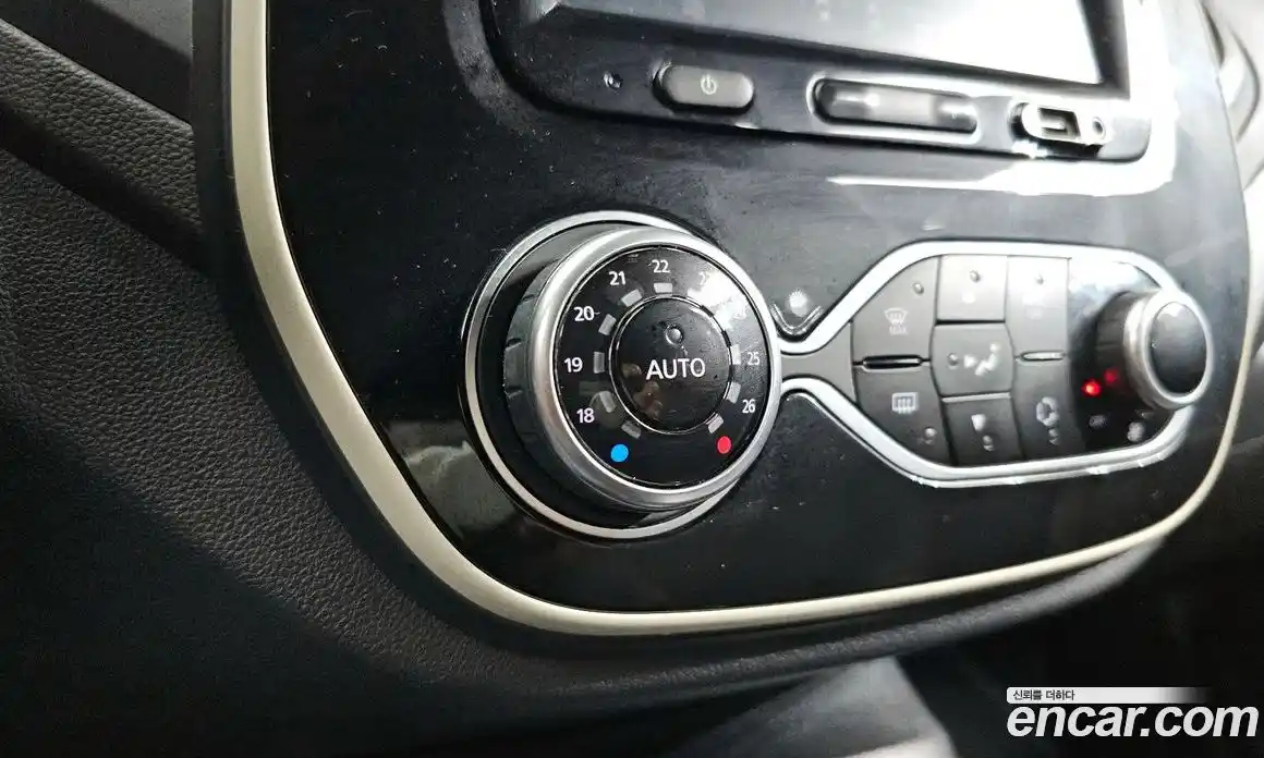 Renault QM3 2018 1.5 Автомат в Москве № 938011, фото 16