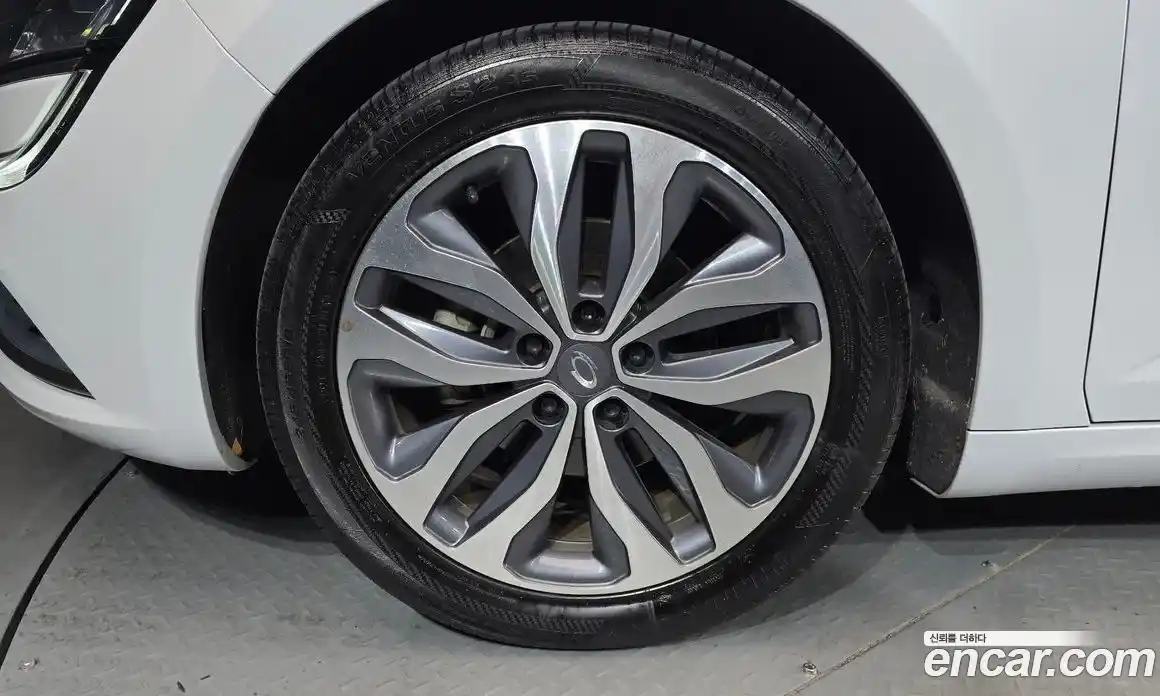 Renault SM6 2017 1.5 Автомат в Москве № 938077, фото 5