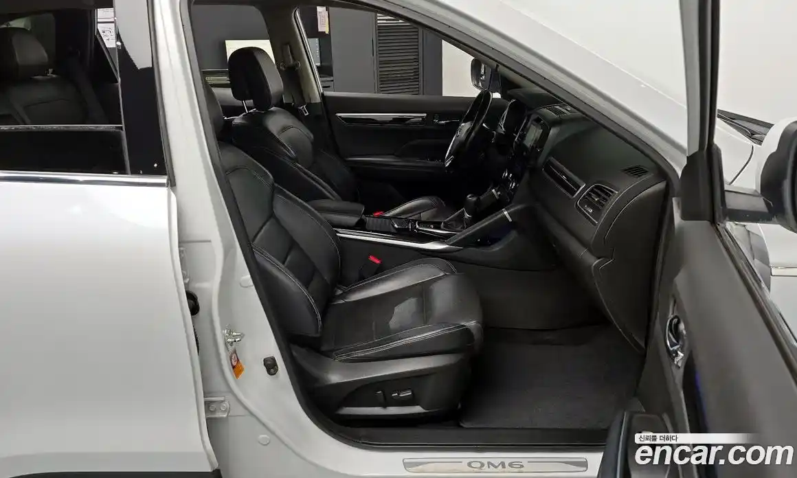 Renault QM6 2016 2.0 Автомат в Москве № 938300, фото 11