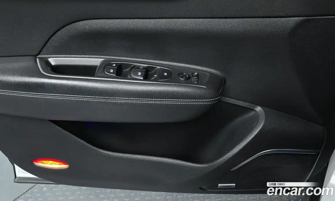 Renault QM6 2016 2.0 Автомат в Москве № 938300, фото 18