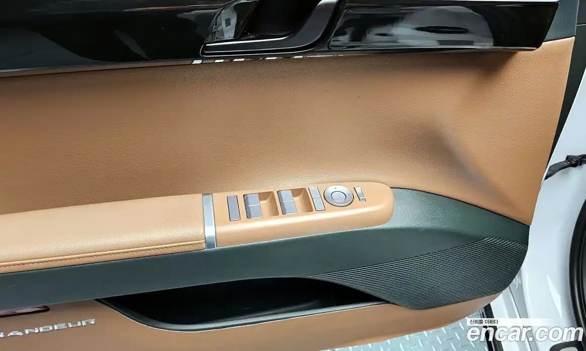 Hyundai Grandeur 2023 1.6 Автомат в Москве № 112108, фото 16