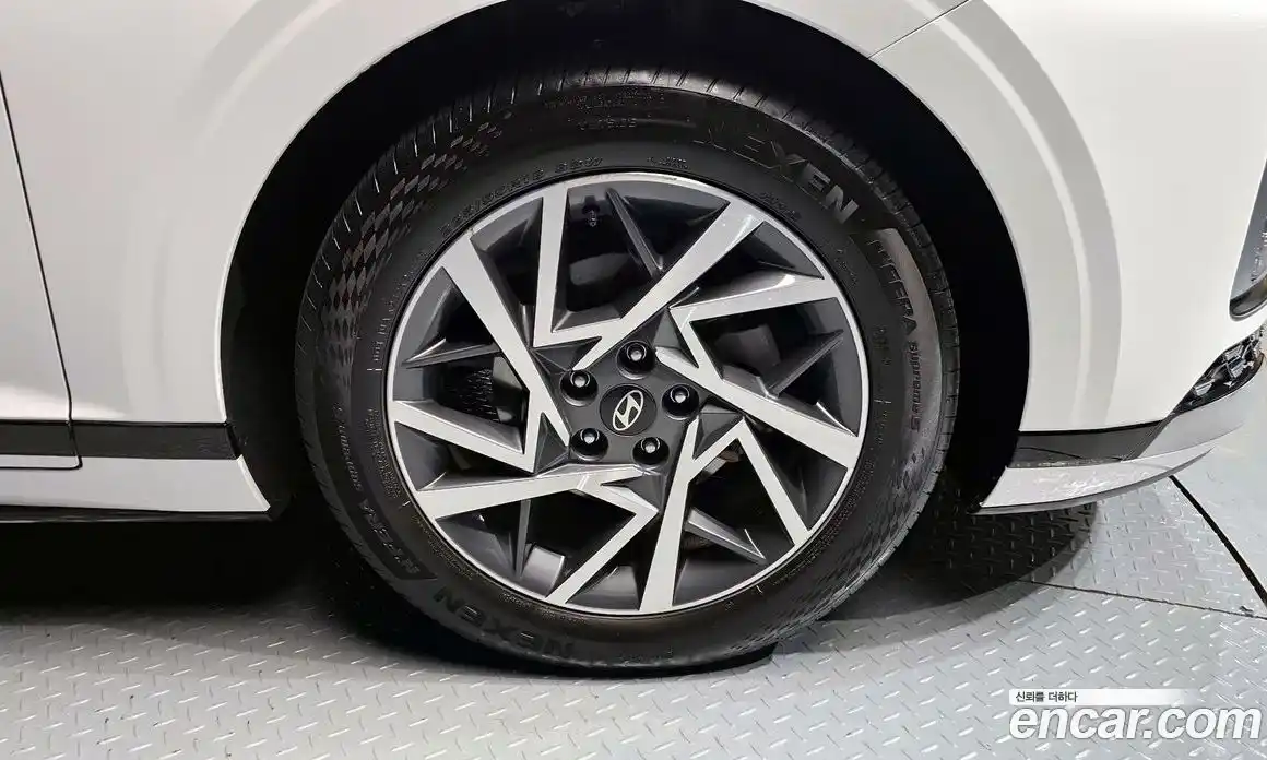 Hyundai Grandeur 2023 1.6 Автомат в Москве № 112108, фото 5