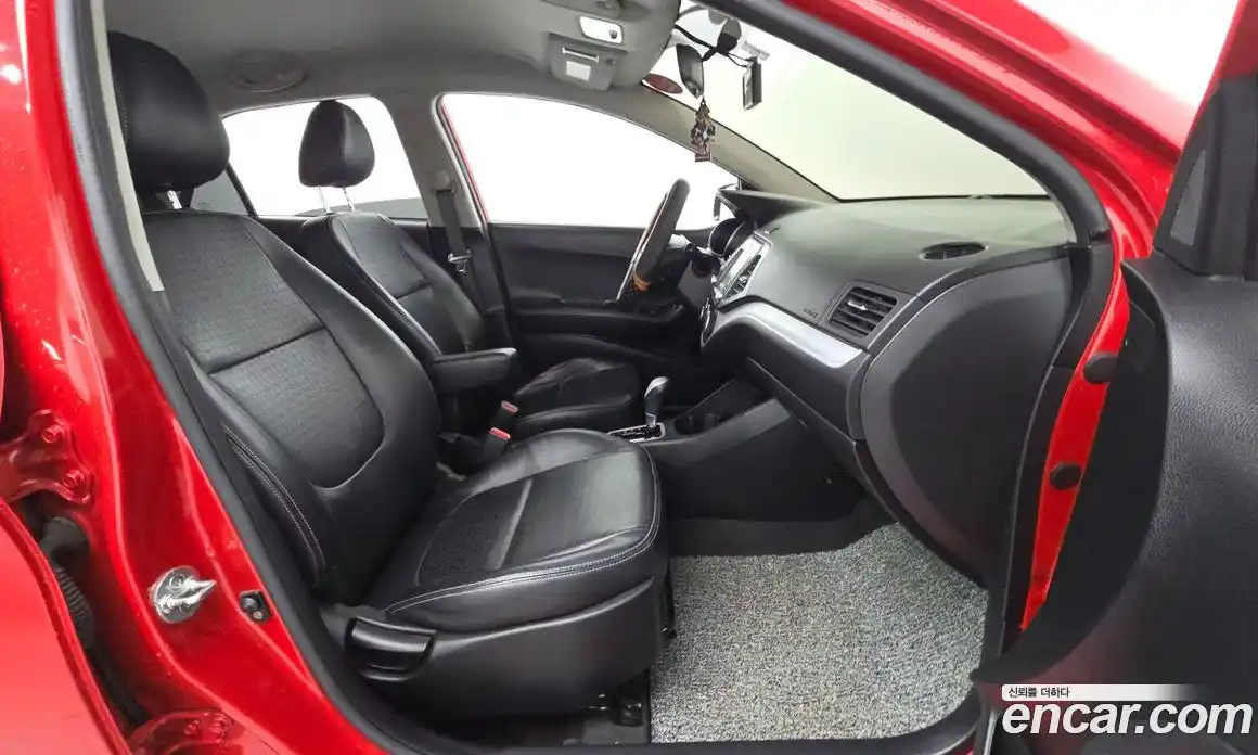 Kia Morning 2015 1.0 Автомат в Москве № 121647, фото 11