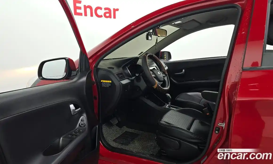 Kia Morning 2015 1.0 Автомат в Москве № 121647, фото 10