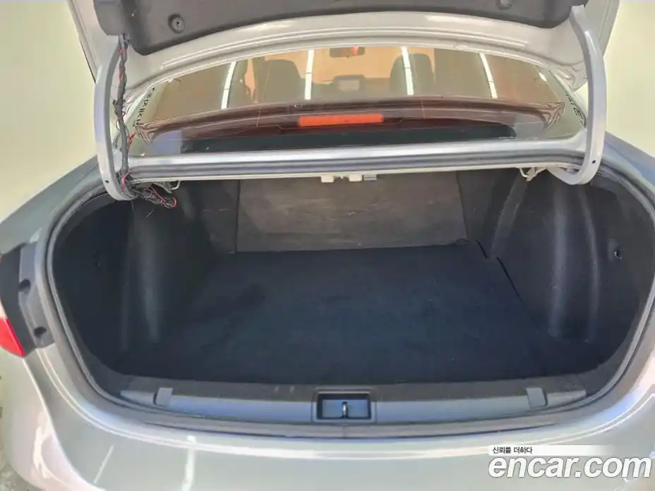 Renault SM3 2010 1.6 гидро в Москве № 149680, фото 13
