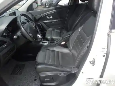 Renault SM3 2013 1.6 Автомат в Москве № 186375, миниатюра 8