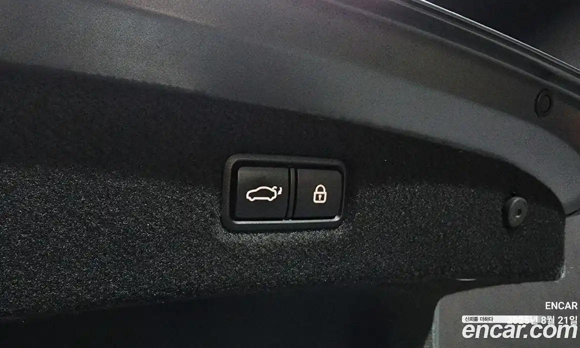 Genesis G90 2020 5.0 гидро в Москве № 18785, фото 20