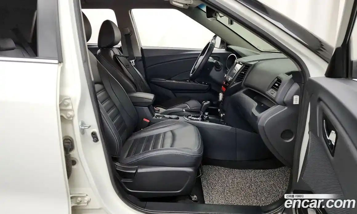SsangYong TIBOLI 2017 1.6 гидро в Москве № 30480, фото 11