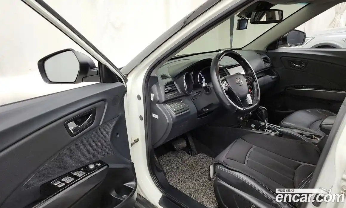SsangYong TIBOLI 2017 1.6 гидро в Москве № 30480, фото 10