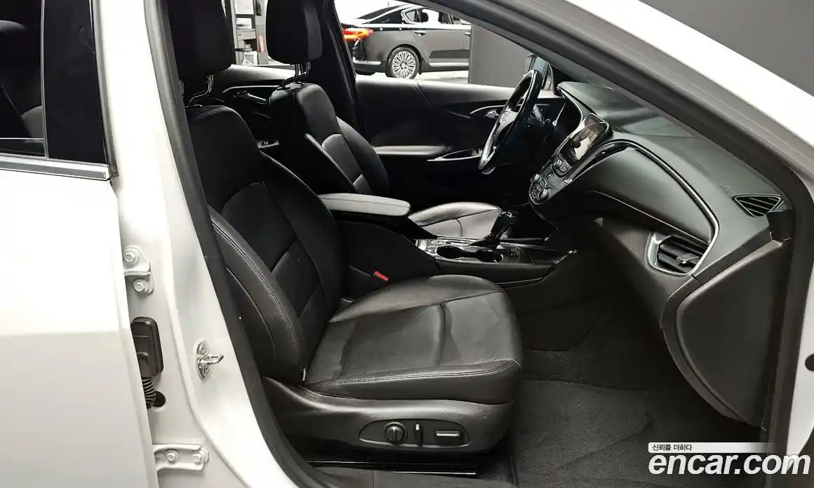 Chevrolet Malibu 2016 2.0 Автомат в Москве № 37367, фото 10