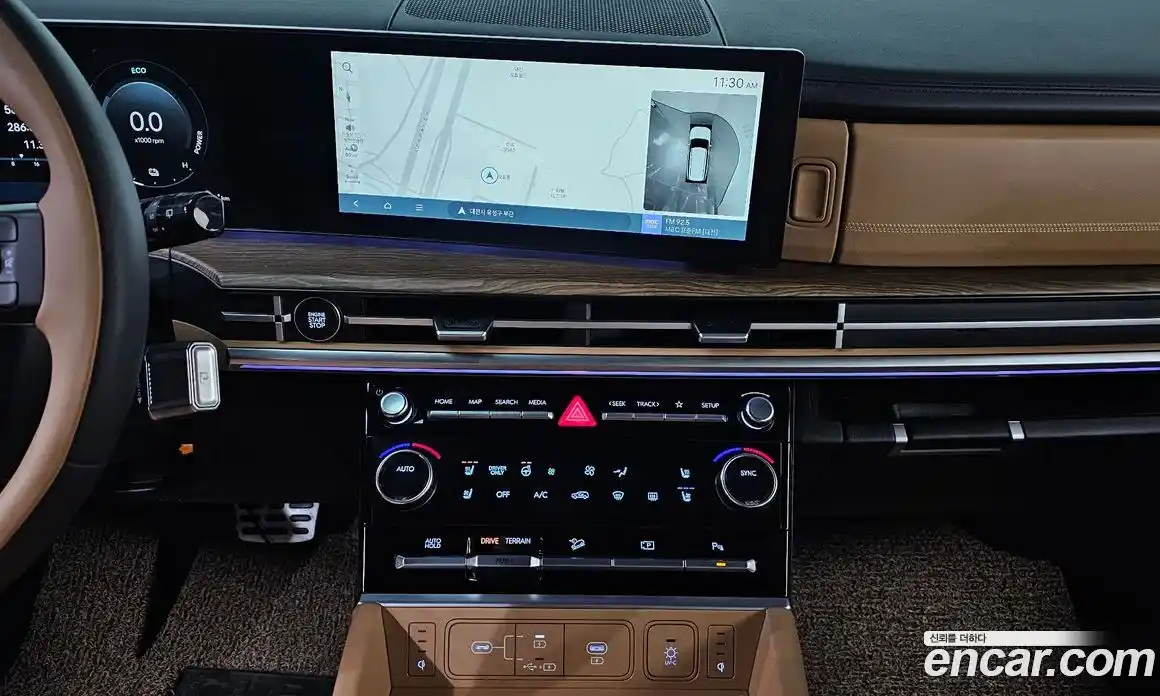 Hyundai Santa Fe 2024 1.6 Автомат в Москве № 926035, фото 15