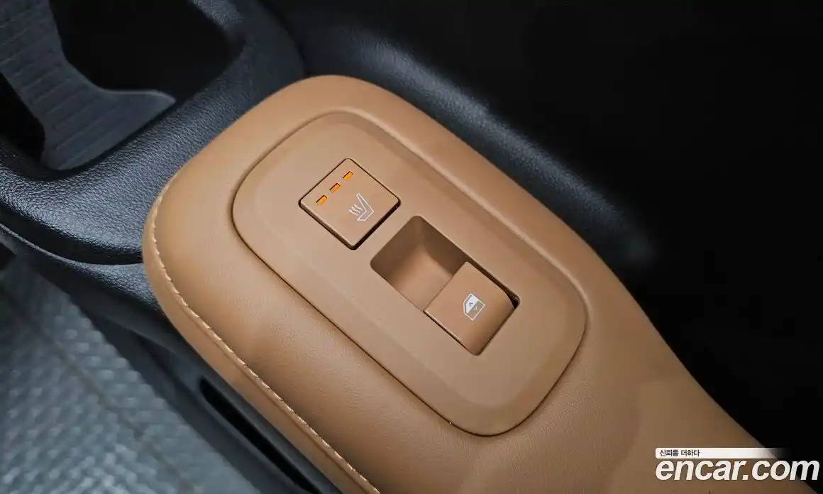 Hyundai Santa Fe 2024 1.6 Автомат в Москве № 926035, фото 19