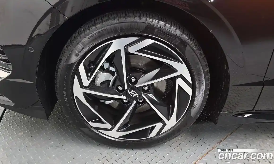 Hyundai Sonata 2025 1.6 гидро в Москве № 926094, фото 4