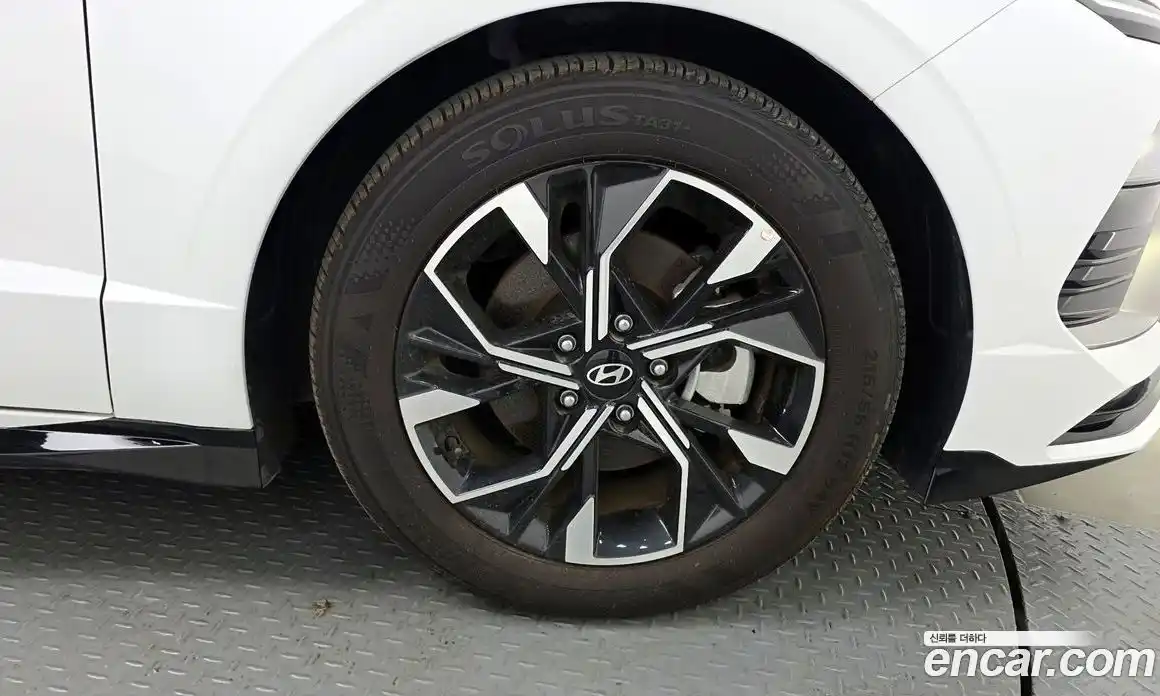 Hyundai Sonata 2023 1.6 Автомат в Москве № 926117, фото 5