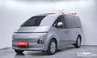 Hyundai Staria, 2025
