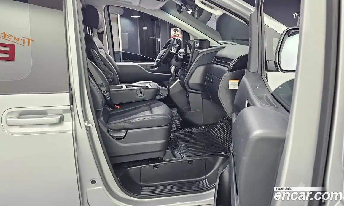 Hyundai Staria 2025 1.6 Автомат в Москве № 926379, фото 11