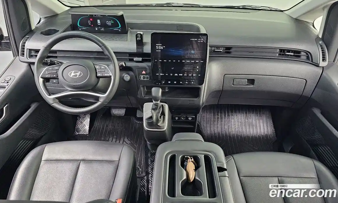 Hyundai Staria 2025 1.6 Автомат в Москве № 926379, фото 7