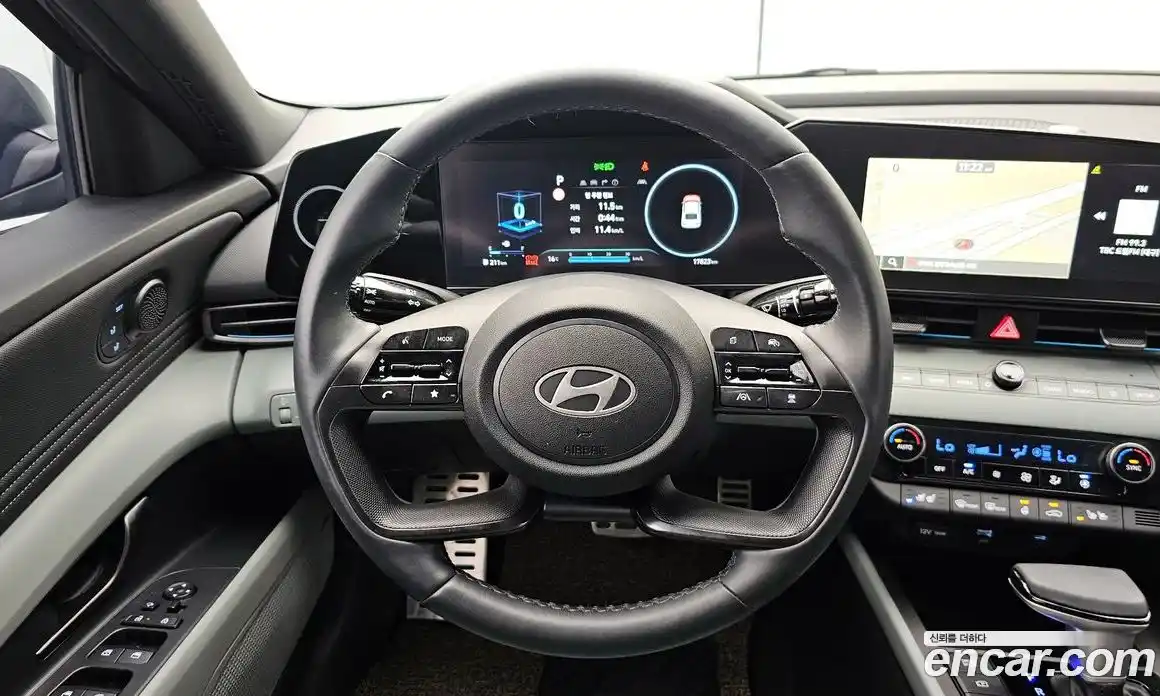 Hyundai Avante 2023 1.6 гидро в Москве № 926521, фото 13